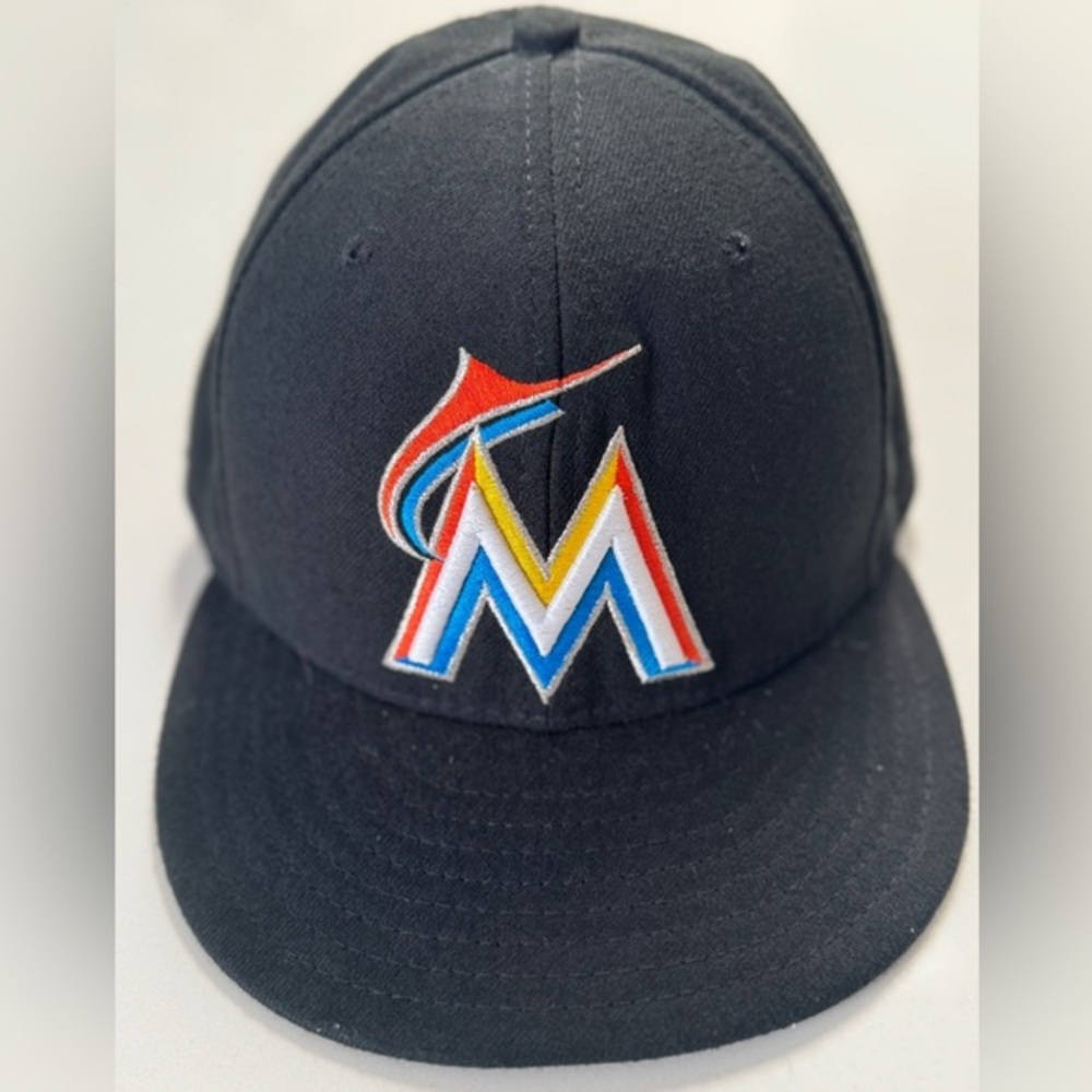 New Era 59Fifty Official On Field Cap MLB Miami Marlins Baseball 7.5 Fitted Hat